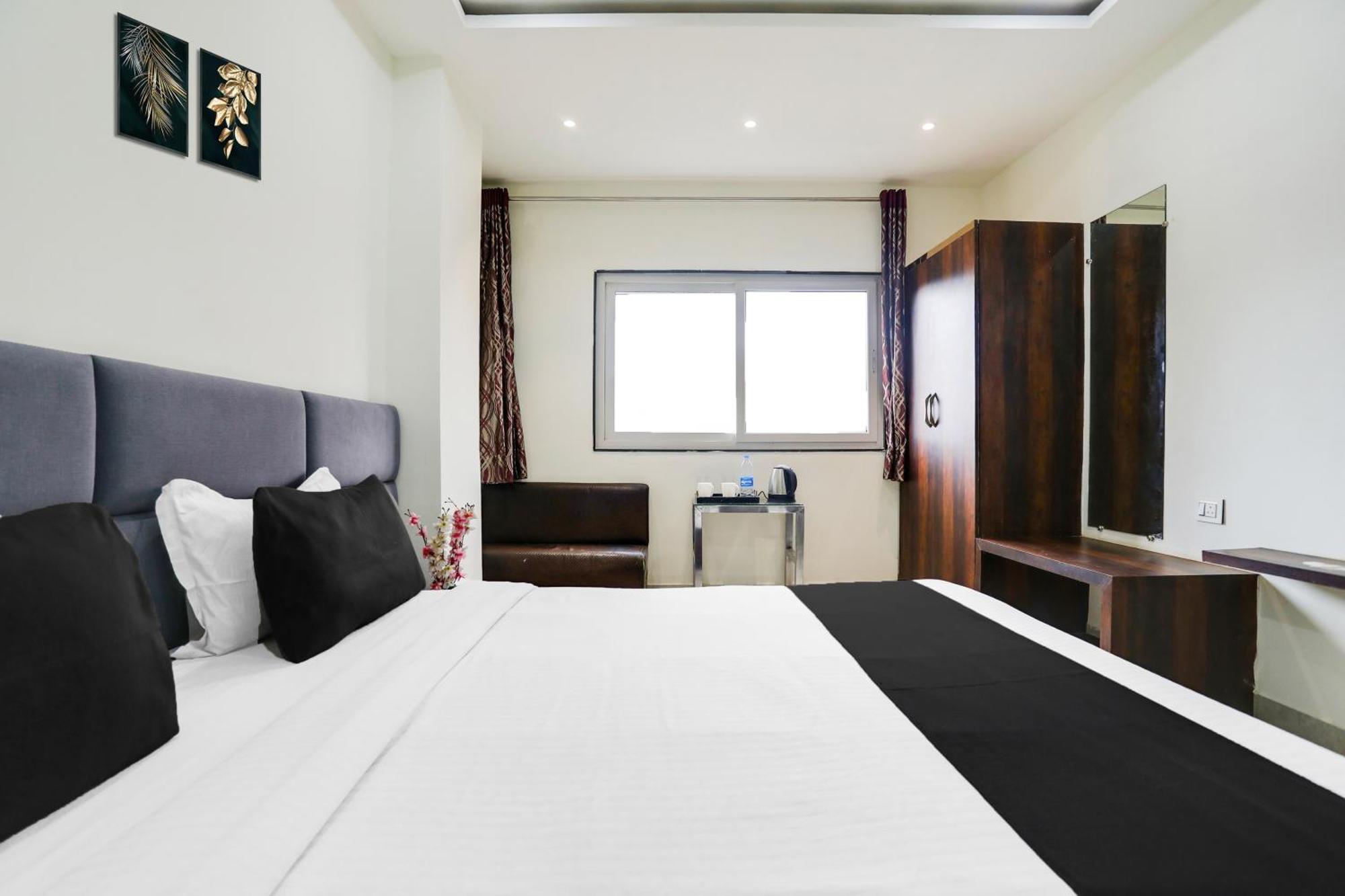 Super Collection O Mp Nagar Hotell Bhopal Exteriör bild